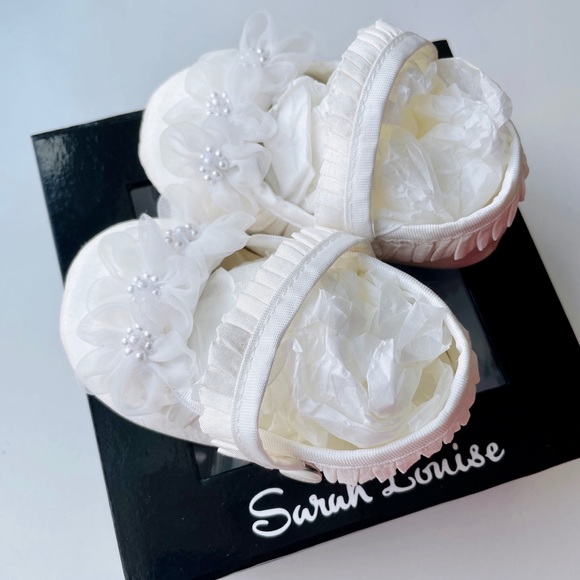 Sarah Louise Ivory newborn Baby Pre-Walker Shoes - Picture 6 of 8